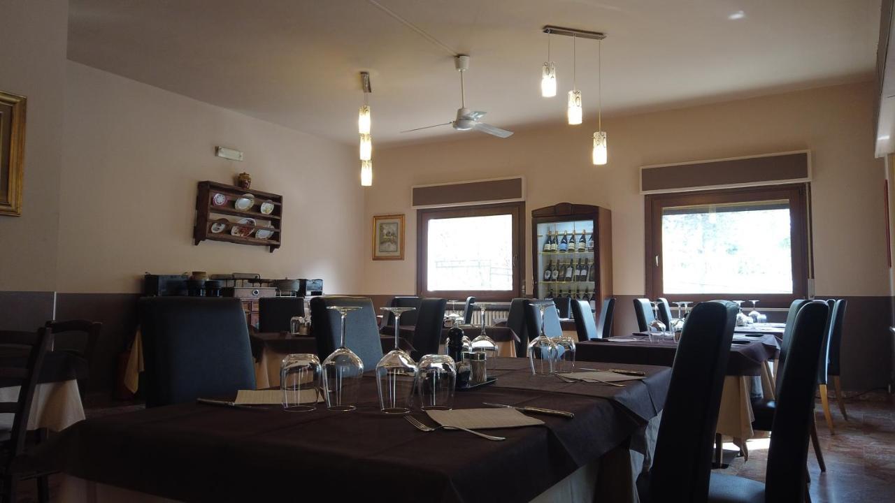 Hotel Cristina ヴェッライエス エクステリア 写真